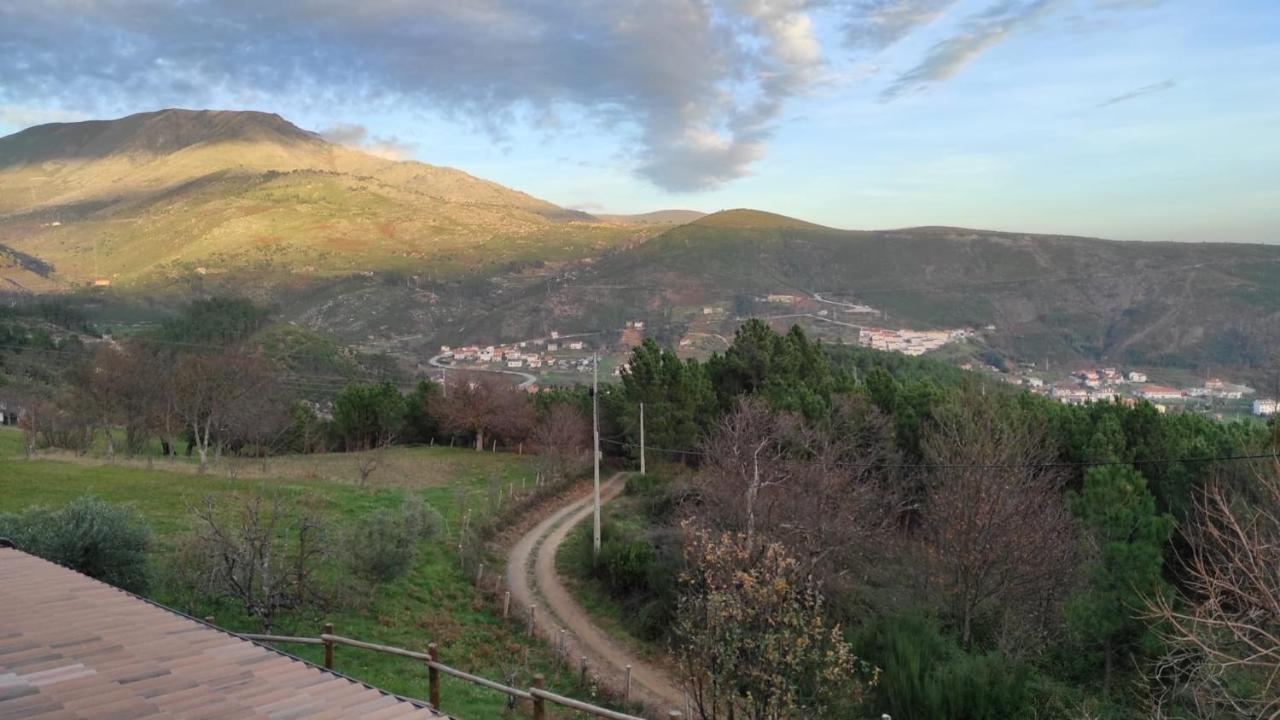 Quinta Do Torgal - Alojamento Local Уняйш-да-Серра Екстер'єр фото